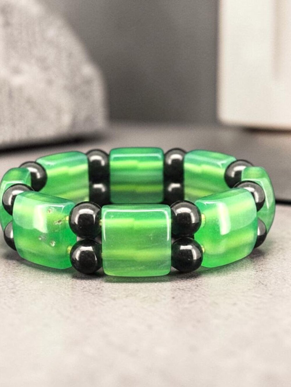 Green Onyx & Spinel 207.00 Carats Stretchable Bracelet - 8 X 16 MM